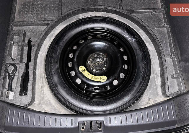 Серый Форд Куга, объемом двигателя 2 л и пробегом 221 тыс. км за 14700 $, фото 16 на Automoto.ua