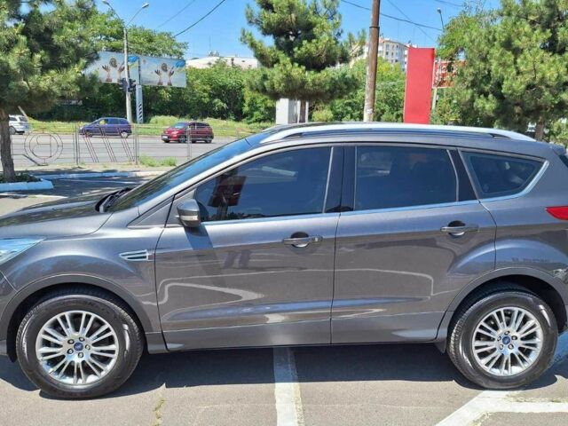 Серый Форд Куга, объемом двигателя 2 л и пробегом 145 тыс. км за 15700 $, фото 2 на Automoto.ua