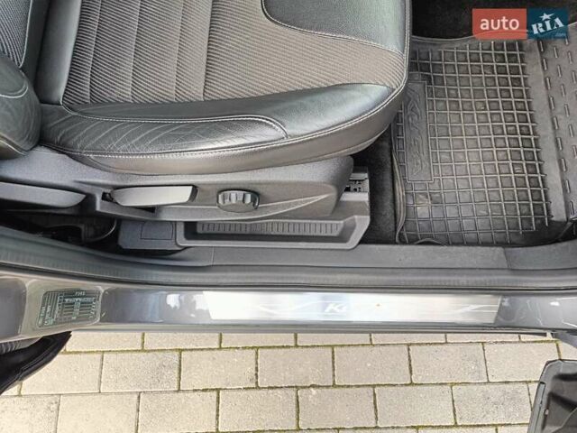 Серый Форд Куга, объемом двигателя 2 л и пробегом 140 тыс. км за 16500 $, фото 46 на Automoto.ua