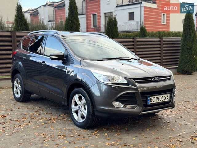 Сірий Форд Куга, об'ємом двигуна 1.5 л та пробігом 180 тис. км за 11300 $, фото 3 на Automoto.ua