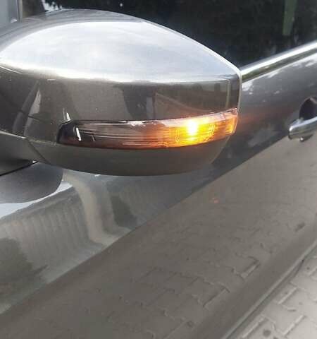 Сірий Форд Куга, об'ємом двигуна 2 л та пробігом 130 тис. км за 15500 $, фото 77 на Automoto.ua