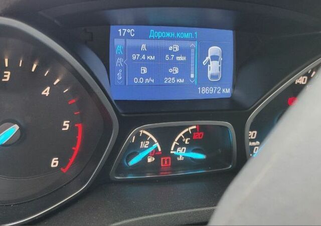 Серый Форд Куга, объемом двигателя 2 л и пробегом 189 тыс. км за 12850 $, фото 5 на Automoto.ua