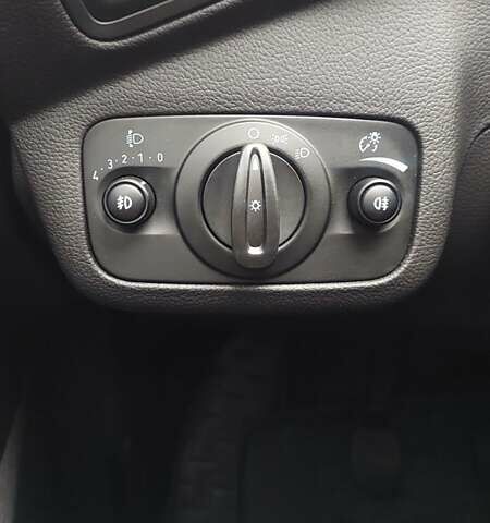 Сірий Форд Куга, об'ємом двигуна 2 л та пробігом 130 тис. км за 15500 $, фото 26 на Automoto.ua