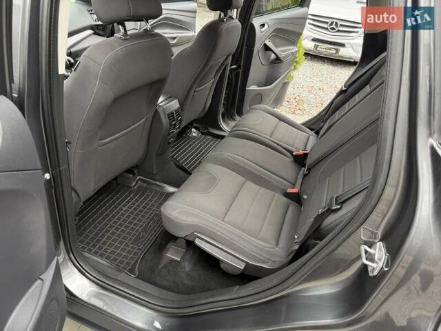 Серый Форд Куга, объемом двигателя 2 л и пробегом 130 тыс. км за 14800 $, фото 38 на Automoto.ua