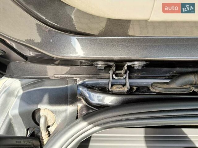 Серый Форд Куга, объемом двигателя 2 л и пробегом 140 тыс. км за 16500 $, фото 11 на Automoto.ua