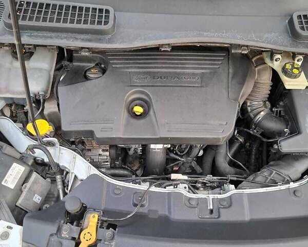 Серый Форд Куга, объемом двигателя 2 л и пробегом 202 тыс. км за 16400 $, фото 17 на Automoto.ua