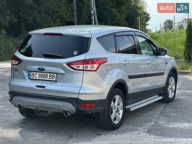Сірий Форд Куга, об'ємом двигуна 2 л та пробігом 107 тис. км за 18000 $, фото 17 на Automoto.ua