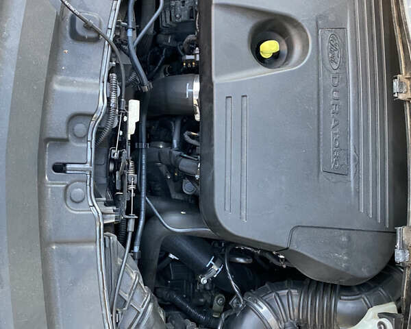 Серый Форд Куга, объемом двигателя 2 л и пробегом 161 тыс. км за 17500 $, фото 23 на Automoto.ua