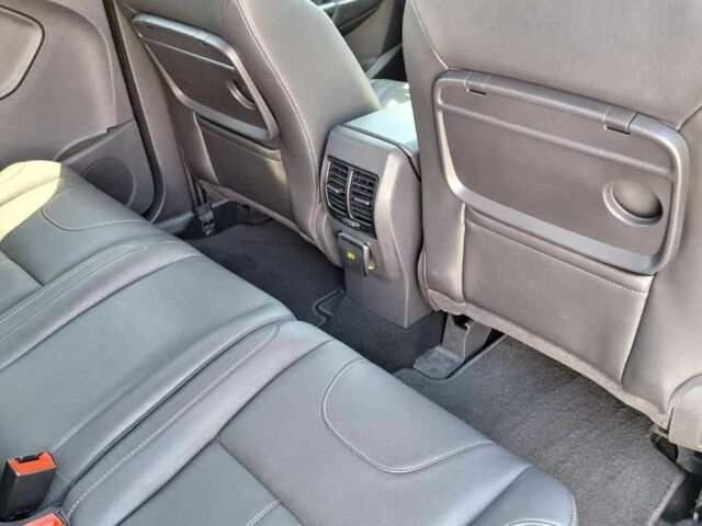 Серый Форд Куга, объемом двигателя 2 л и пробегом 145 тыс. км за 15700 $, фото 18 на Automoto.ua