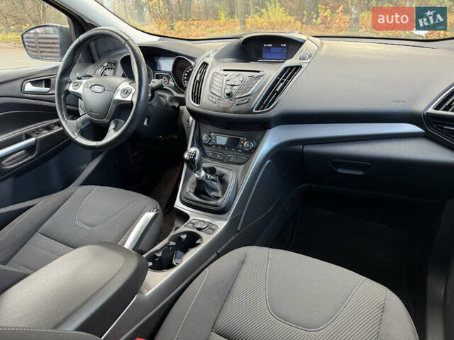 Серый Форд Куга, объемом двигателя 1.5 л и пробегом 181 тыс. км за 10800 $, фото 18 на Automoto.ua