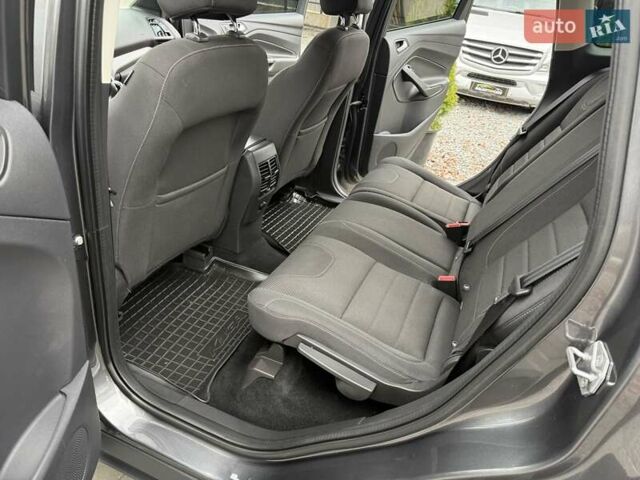 Серый Форд Куга, объемом двигателя 2 л и пробегом 130 тыс. км за 14800 $, фото 39 на Automoto.ua