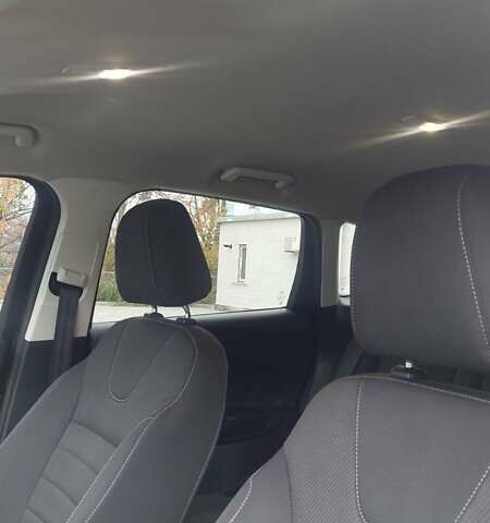 Серый Форд Куга, объемом двигателя 2 л и пробегом 130 тыс. км за 14850 $, фото 34 на Automoto.ua