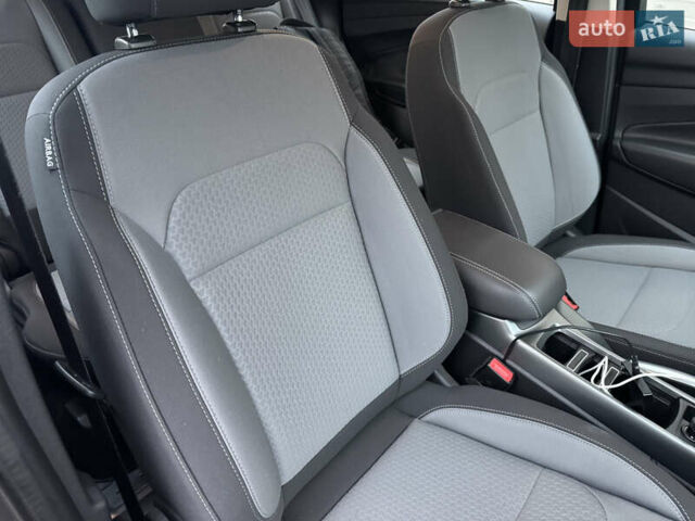 Серый Форд Куга, объемом двигателя 1.5 л и пробегом 94 тыс. км за 12800 $, фото 16 на Automoto.ua