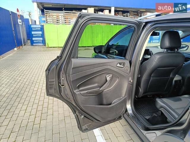 Серый Форд Куга, объемом двигателя 2 л и пробегом 140 тыс. км за 16500 $, фото 22 на Automoto.ua