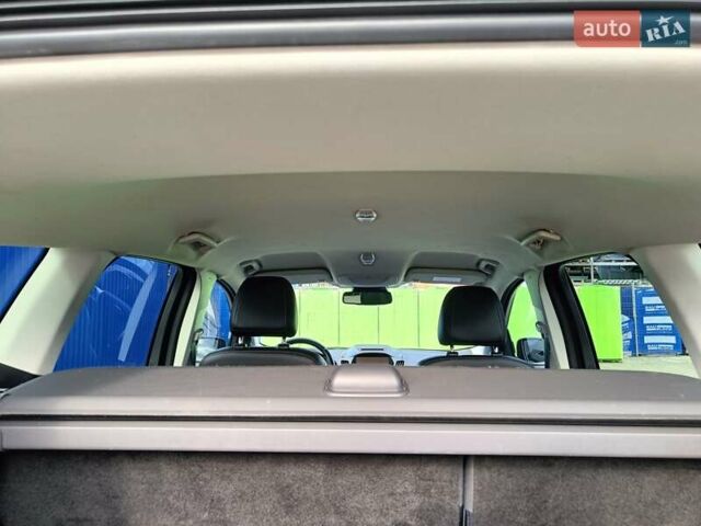 Серый Форд Куга, объемом двигателя 2 л и пробегом 140 тыс. км за 16500 $, фото 51 на Automoto.ua