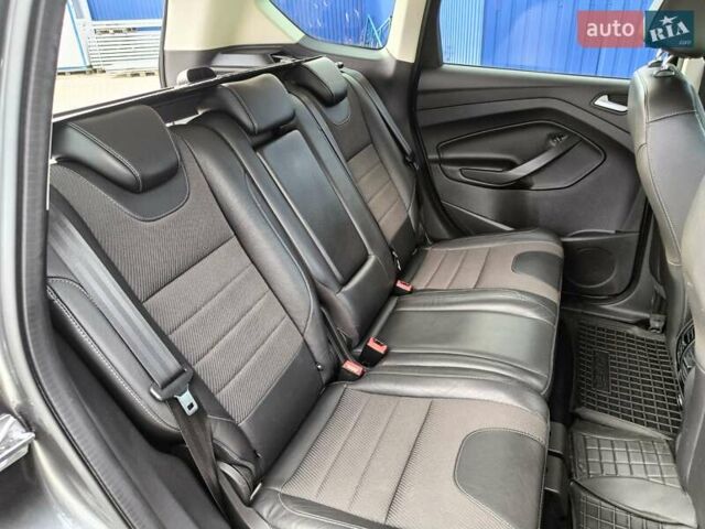 Серый Форд Куга, объемом двигателя 2 л и пробегом 140 тыс. км за 16500 $, фото 39 на Automoto.ua