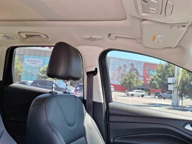 Серый Форд Куга, объемом двигателя 2 л и пробегом 145 тыс. км за 15700 $, фото 20 на Automoto.ua