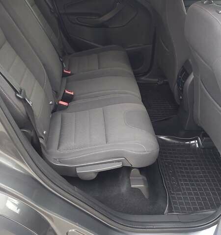 Серый Форд Куга, объемом двигателя 2 л и пробегом 130 тыс. км за 14850 $, фото 50 на Automoto.ua