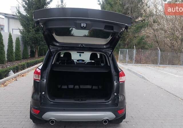 Серый Форд Куга, объемом двигателя 2 л и пробегом 130 тыс. км за 14850 $, фото 42 на Automoto.ua