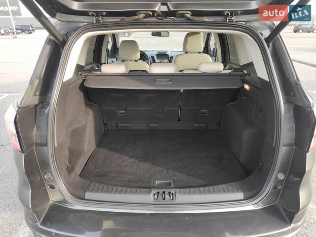 Форд Куга 2016 у Львові на Automoto.ua Сірий Форд Куга, об'ємом двигуна 2 л та пробігом 173 тис. км за 20000 $, фото 13 на Automoto.ua