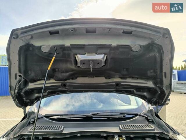 Серый Форд Куга, объемом двигателя 2 л и пробегом 140 тыс. км за 16500 $, фото 63 на Automoto.ua