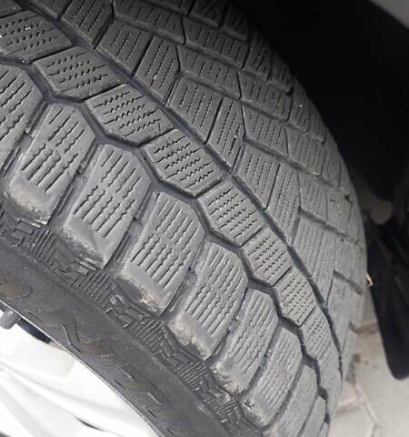 Сірий Форд Куга, об'ємом двигуна 2 л та пробігом 130 тис. км за 15500 $, фото 1 на Automoto.ua