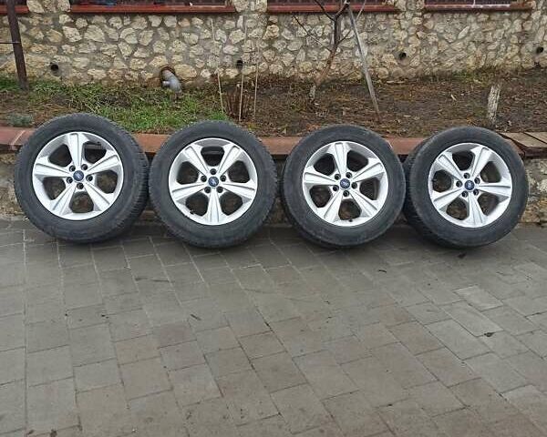 Серый Форд Куга, объемом двигателя 2 л и пробегом 134 тыс. км за 15000 $, фото 8 на Automoto.ua