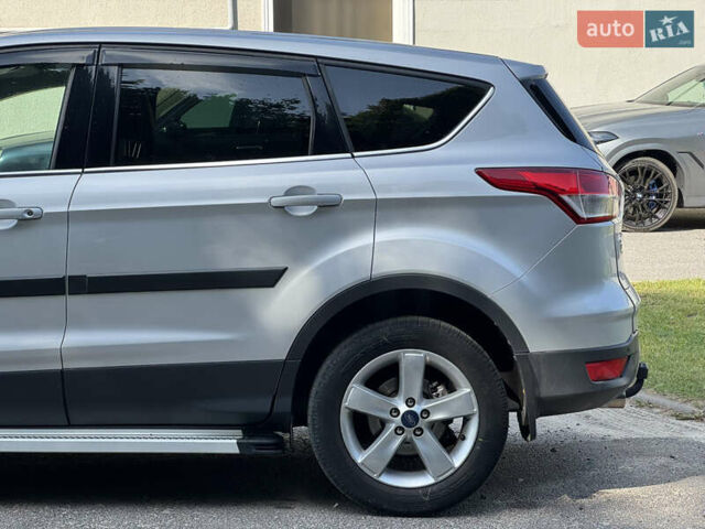 Форд Куга 2016 в Львове на Automoto.ua Серый Форд Куга, объемом двигателя 2 л и пробегом 186 тыс. км за 15999 $, фото 13 на Automoto.ua