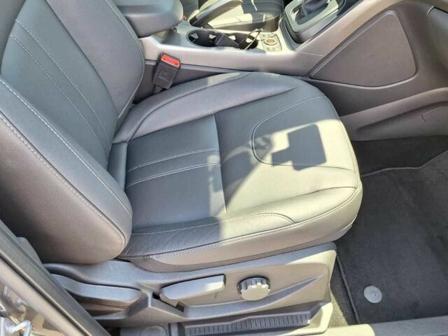 Серый Форд Куга, объемом двигателя 2 л и пробегом 145 тыс. км за 15700 $, фото 19 на Automoto.ua