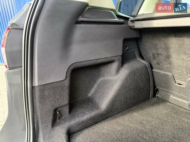 Серый Форд Куга, объемом двигателя 2 л и пробегом 140 тыс. км за 16500 $, фото 35 на Automoto.ua