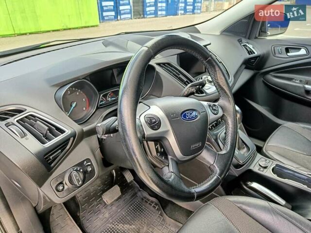 Серый Форд Куга, объемом двигателя 2 л и пробегом 140 тыс. км за 16500 $, фото 20 на Automoto.ua