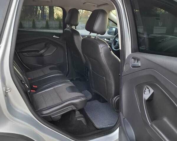 Серый Форд Куга, объемом двигателя 2 л и пробегом 202 тыс. км за 16400 $, фото 11 на Automoto.ua