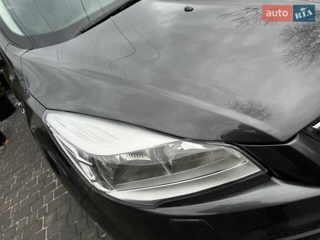 Серый Форд Куга, объемом двигателя 2 л и пробегом 130 тыс. км за 14800 $, фото 20 на Automoto.ua