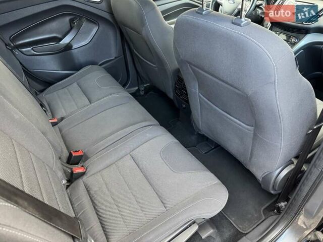 Серый Форд Куга, объемом двигателя 1.5 л и пробегом 180 тыс. км за 11800 $, фото 25 на Automoto.ua