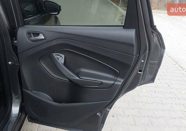 Сірий Форд Куга, об'ємом двигуна 2 л та пробігом 130 тис. км за 15500 $, фото 50 на Automoto.ua