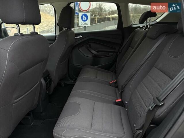 Сірий Форд Куга, об'ємом двигуна 1.5 л та пробігом 183 тис. км за 10800 $, фото 11 на Automoto.ua