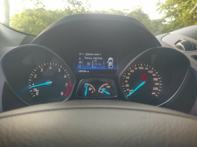 Сірий Форд Куга, об'ємом двигуна 1.5 л та пробігом 39 тис. км за 15700 $, фото 7 на Automoto.ua