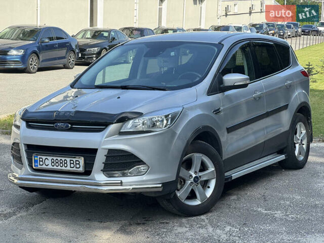 Сірий Форд Куга, об'ємом двигуна 2 л та пробігом 107 тис. км за 18000 $, фото 5 на Automoto.ua