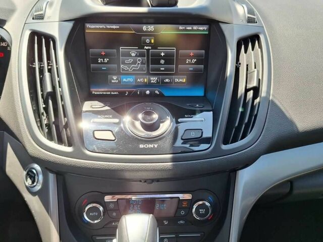 Серый Форд Куга, объемом двигателя 2 л и пробегом 145 тыс. км за 15700 $, фото 14 на Automoto.ua