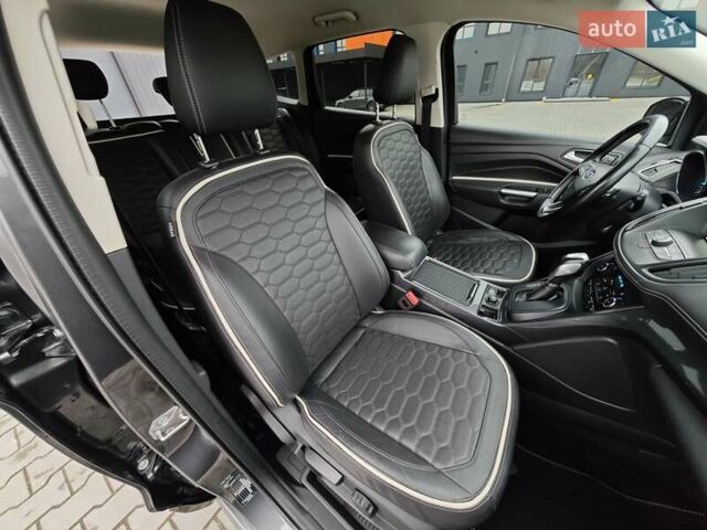 Сірий Форд Куга, об'ємом двигуна 2 л та пробігом 123 тис. км за 23800 $, фото 69 на Automoto.ua