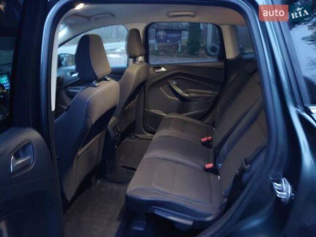 Серый Форд Куга, объемом двигателя 2 л и пробегом 95 тыс. км за 16900 $, фото 17 на Automoto.ua