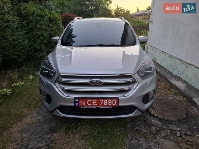 Форд Куга 2017 в Золочев на Automoto.ua Серый Форд Куга, объемом двигателя 2 л и пробегом 188 тыс. км за 16400 $, фото 1 на Automoto.ua