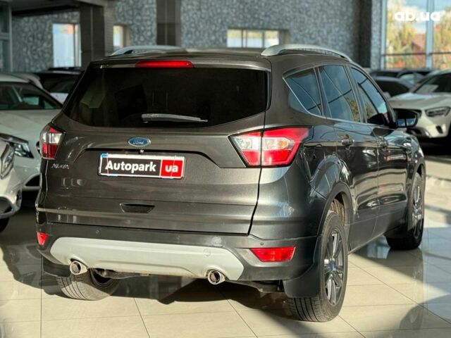 Форд Куга 2017 в Одессе на Automoto.ua Серый Форд Куга, объемом двигателя 2 л и пробегом 270 тыс. км за 12990 $, фото 5 на Automoto.ua