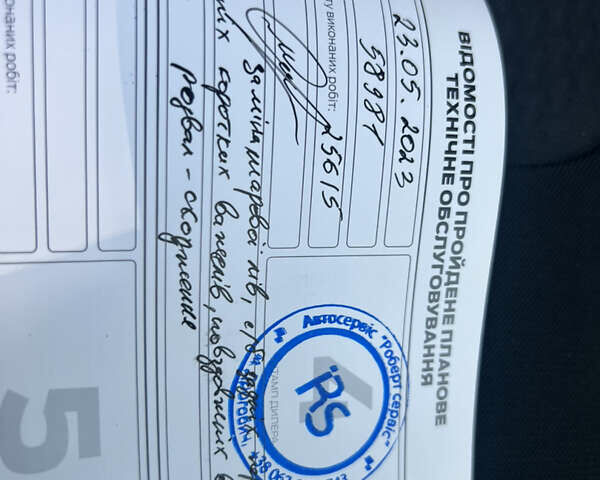 Сірий Форд Куга, об'ємом двигуна 2 л та пробігом 92 тис. км за 16499 $, фото 48 на Automoto.ua