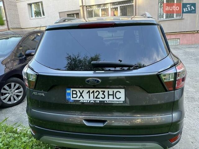 Серый Форд Куга, объемом двигателя 2 л и пробегом 148 тыс. км за 17750 $, фото 5 на Automoto.ua
