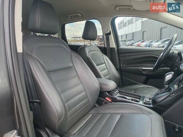 Серый Форд Куга, объемом двигателя 2 л и пробегом 115 тыс. км за 19680 $, фото 2 на Automoto.ua