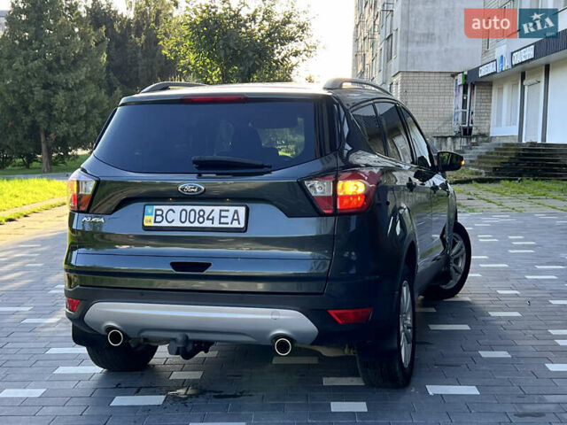 Сірий Форд Куга, об'ємом двигуна 2 л та пробігом 92 тис. км за 16499 $, фото 17 на Automoto.ua