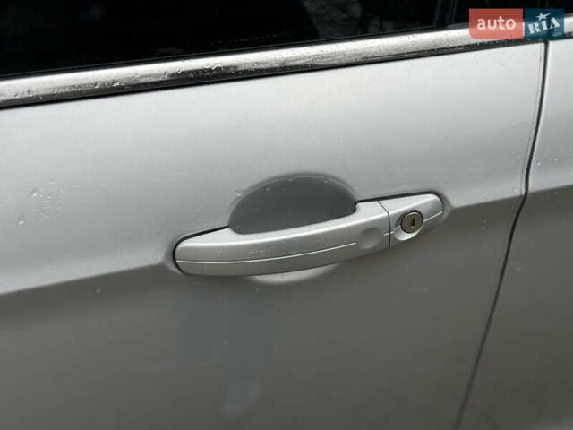 Серый Форд Куга, объемом двигателя 2 л и пробегом 189 тыс. км за 16500 $, фото 8 на Automoto.ua