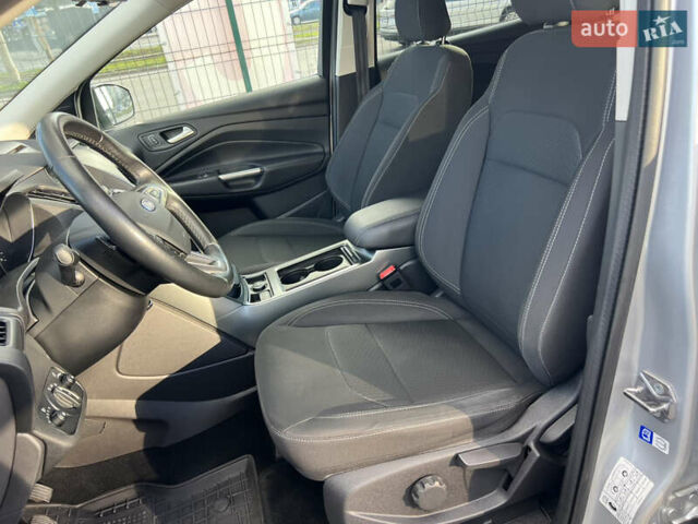 Сірий Форд Куга, об'ємом двигуна 2 л та пробігом 117 тис. км за 16999 $, фото 13 на Automoto.ua