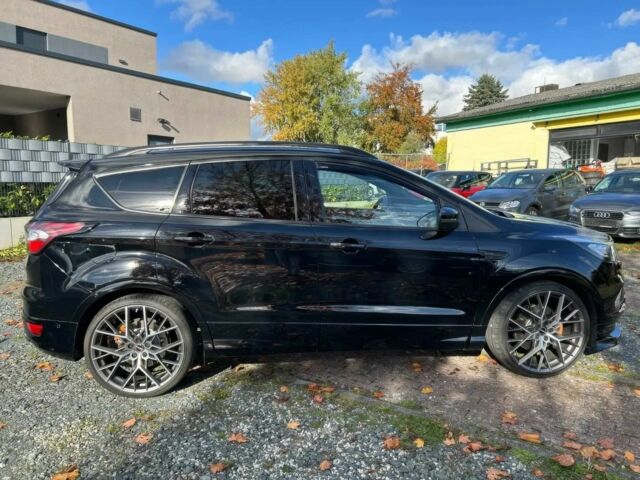 Форд Куга 2017 в Черновцах на Automoto.ua Серый Форд Куга, объемом двигателя 2 л и пробегом 61 тыс. км за 12400 $, фото 2 на Automoto.ua